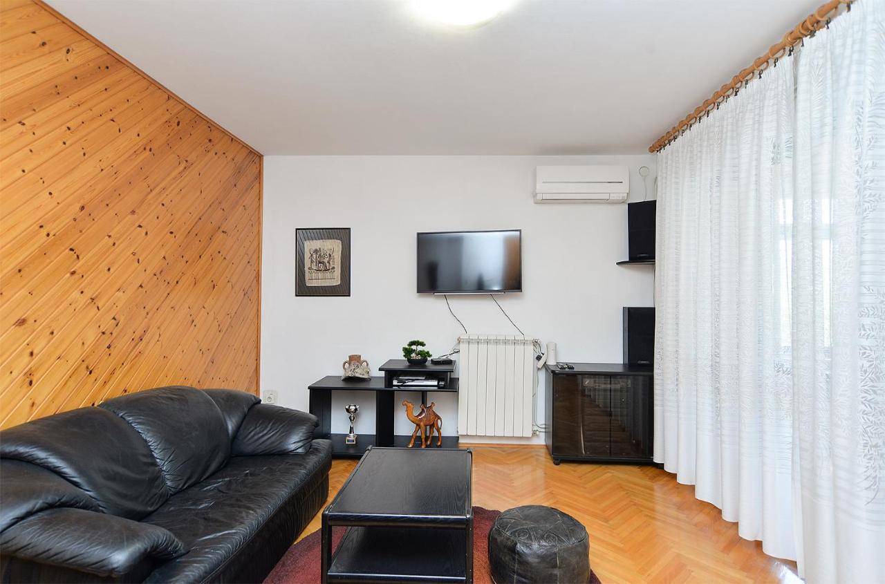 Apartment Irena 531 Pula