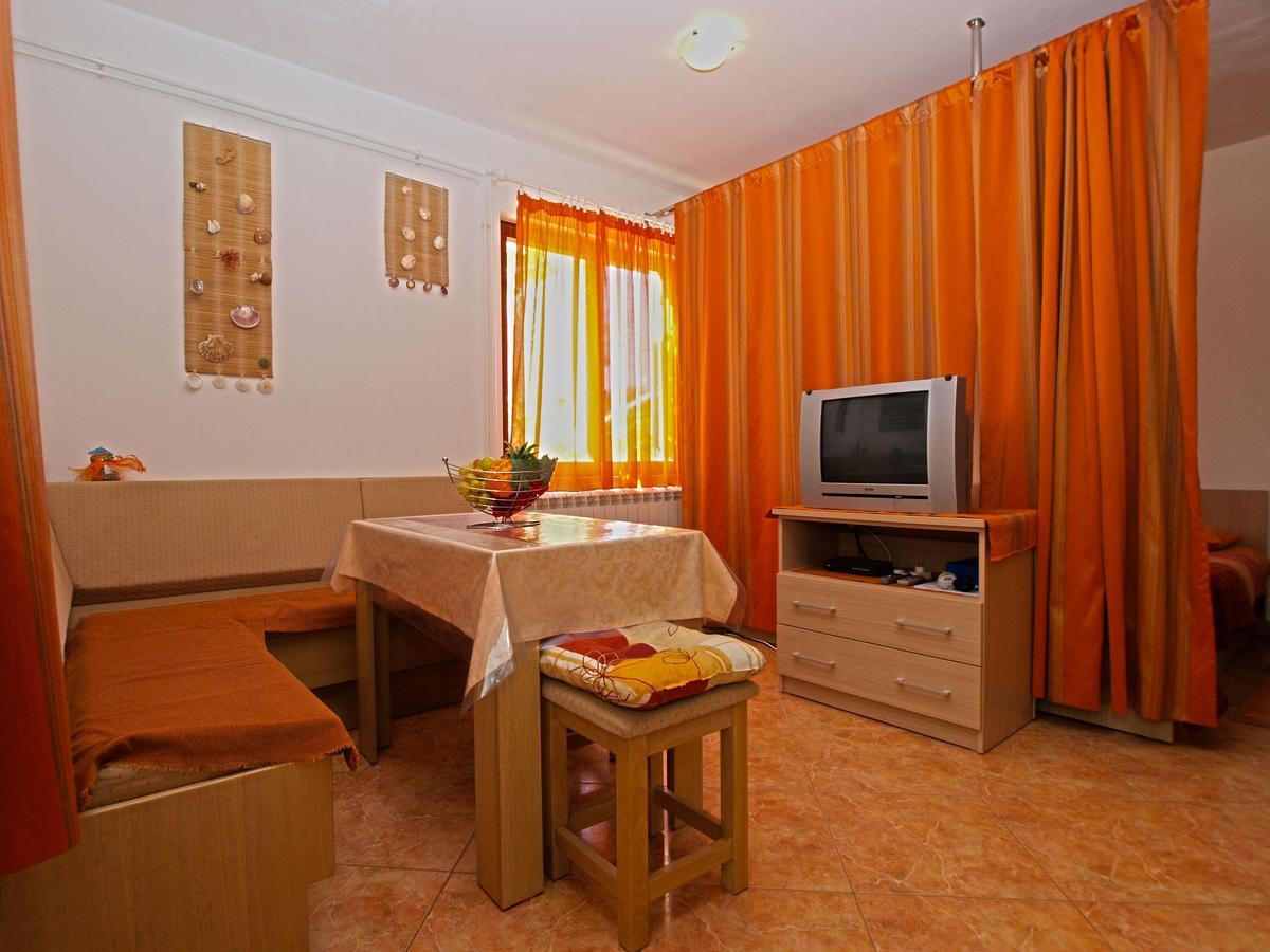 Irena 531 Apartment